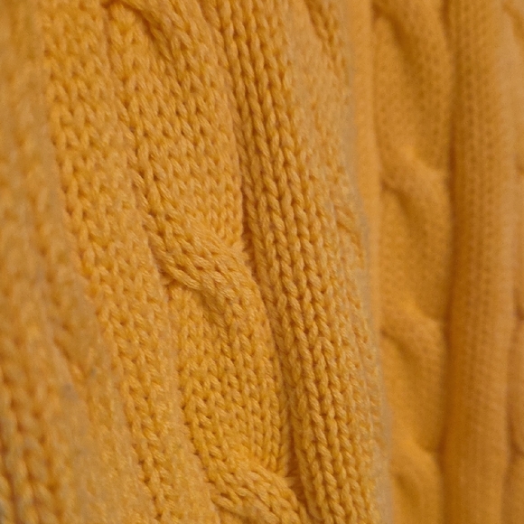 Ralph Lauren Sunlit V-Neck Sweater - Picture 5 of 5